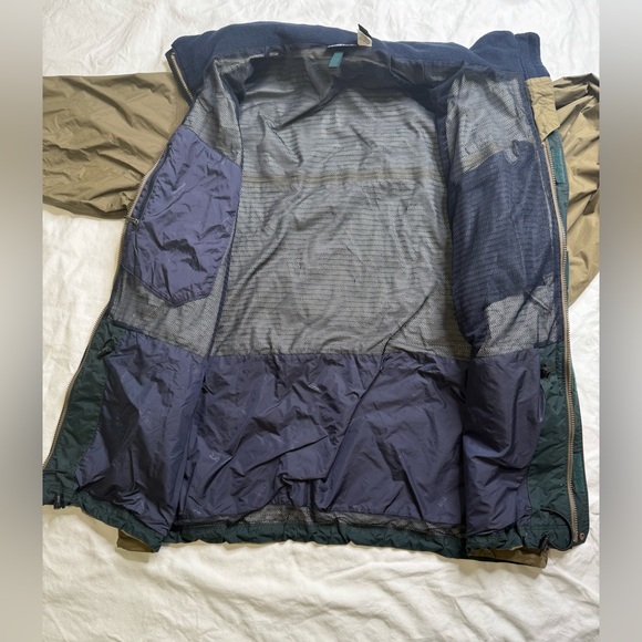 Patagonia Men’s XL Nylon Shell Jacket Olive Green Waterproof Hooded Windbreaker - Picture 6 of 14